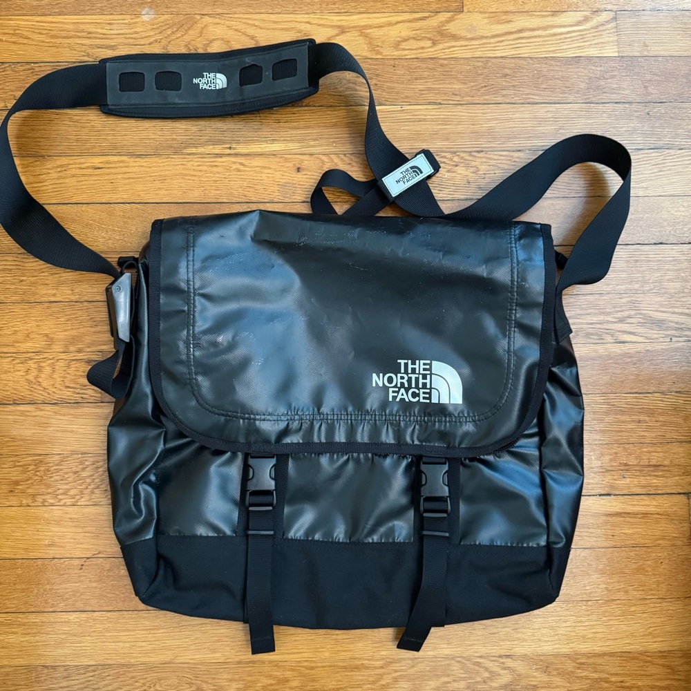 The North Face Black Messenger Bag